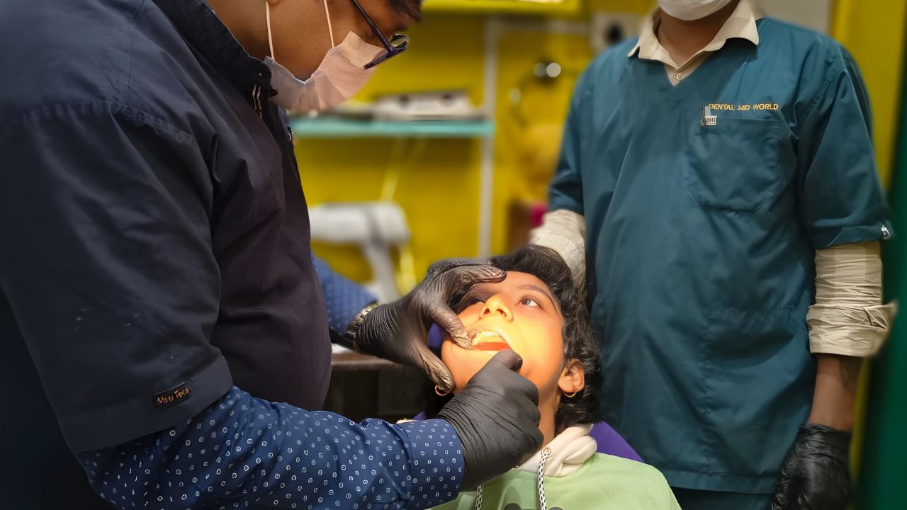 Teeth Whitening: In-Clinic, At-Home, and Without Prescription Teeth Whitening Explained.